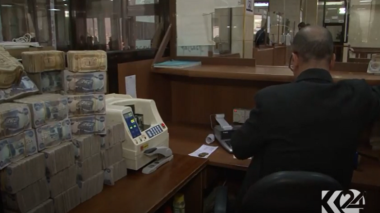 ١٠٠ هزار تومان ایرانی:٥،٢٠٠ دینار عراقی